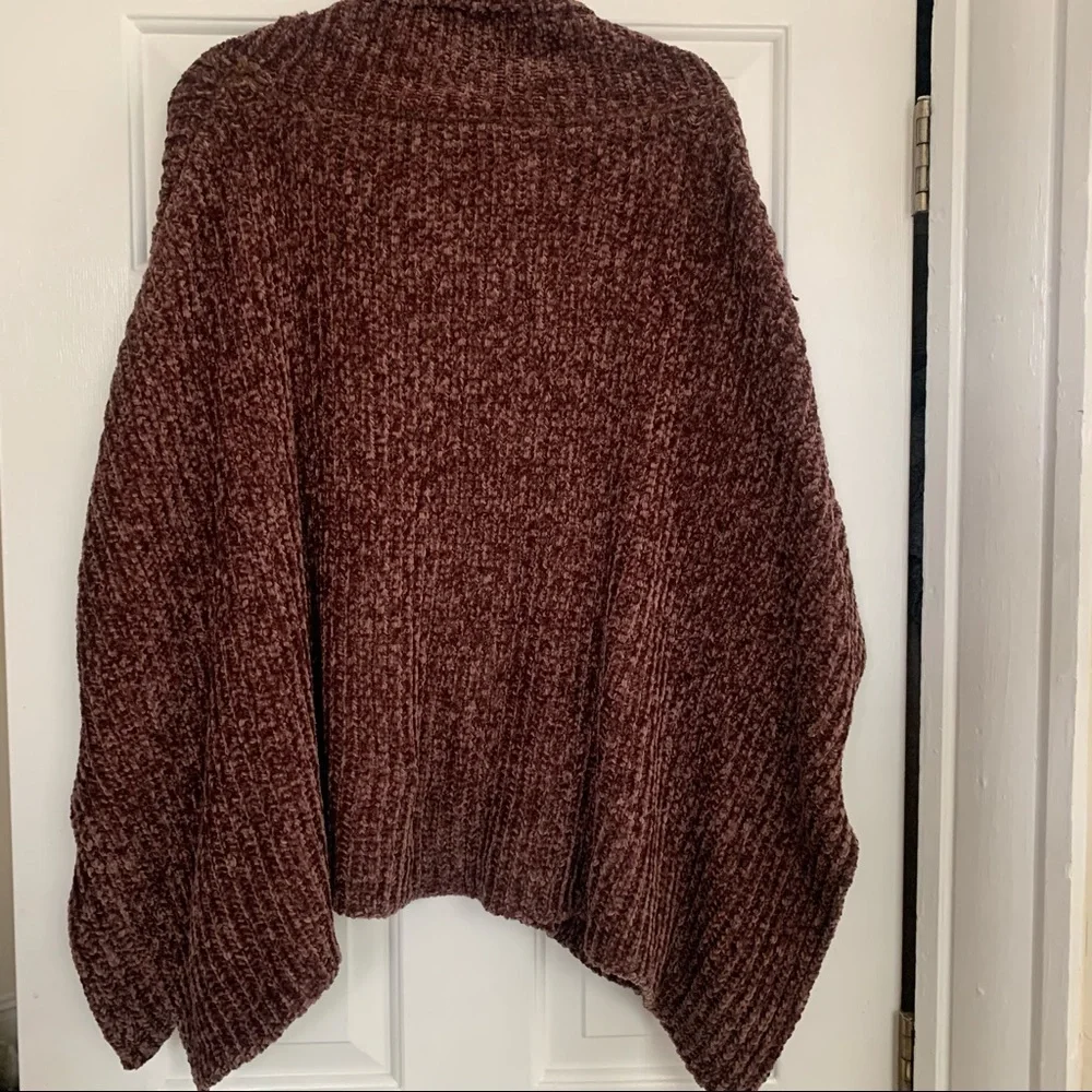 NWT Boutique Knit Poncho Sweater 🔥 - Picture 3 of 6